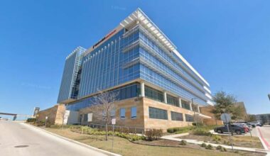 ICE not leasing space in facility on North Side, building owner confirms