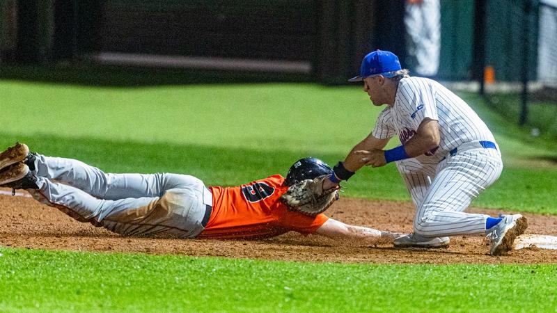 BSB: Huskies Stymied by Bearkats, 4-3