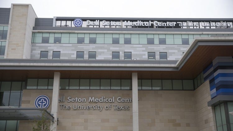 Ex-UT officer to surrender Texas peace license under plea deal