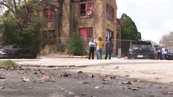 Third and Sixth Ward residents unite to fight proposed gas station near homes