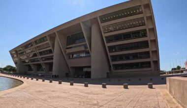 Repairing Dallas City Hall could cost more than $1B, report says
