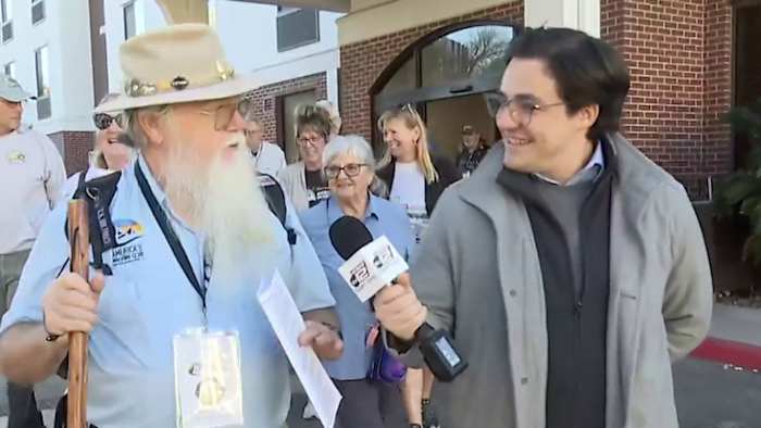 Hundreds participate in San Antonio’s international walking festival