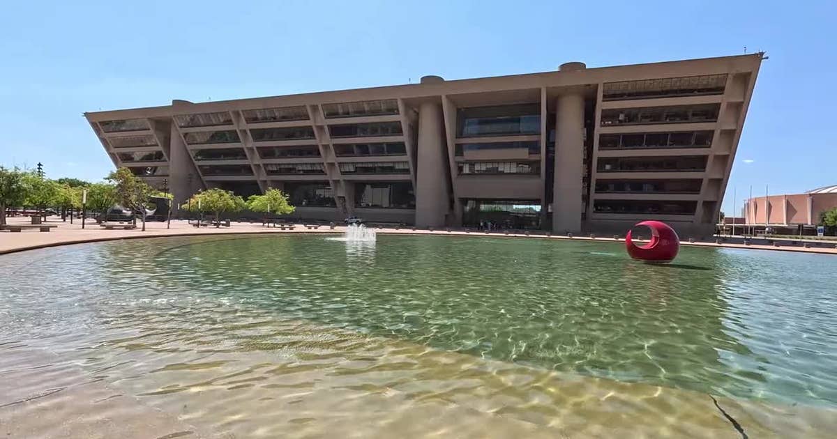 Renovate or move? Dallas leaders explore options after receiving $1B city hall repair estimate