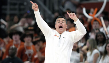 Are Texas Longhorns back on NCAA bubble after loss?