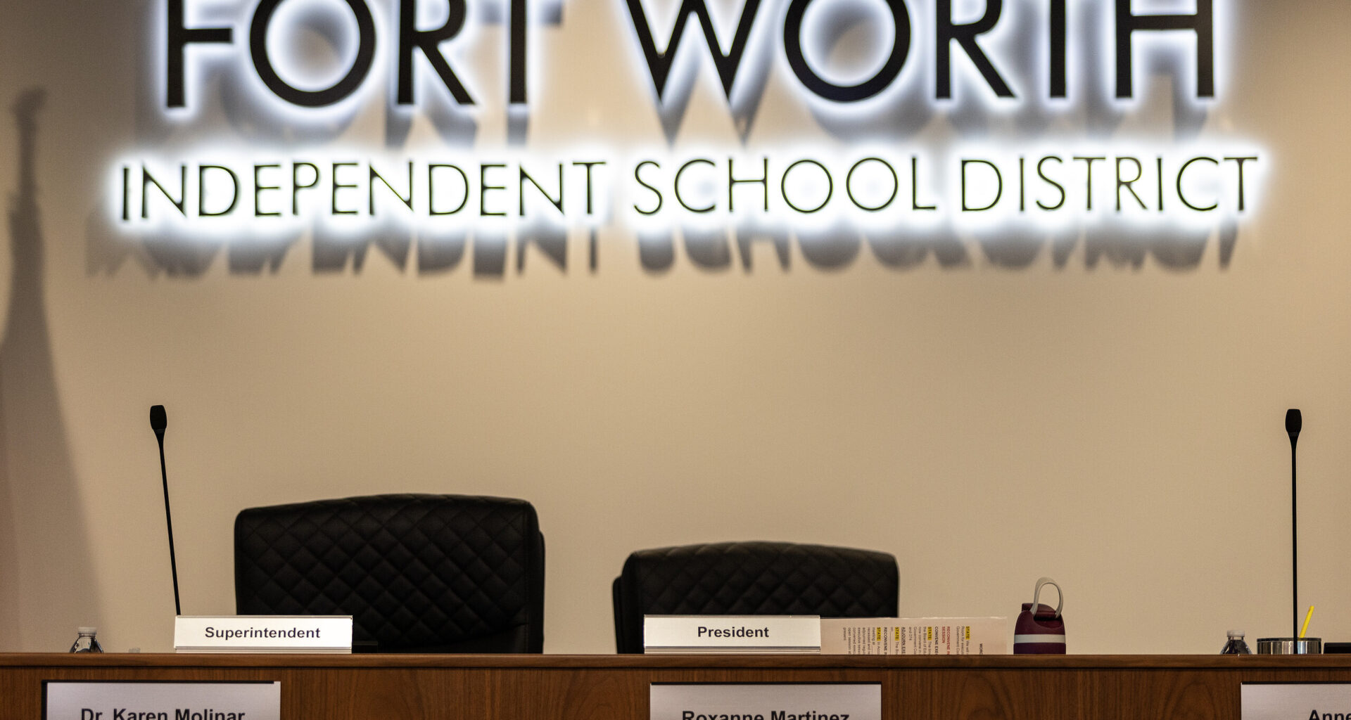 Families frustrated by secrecy over Fort Worth ISD’s future leadership