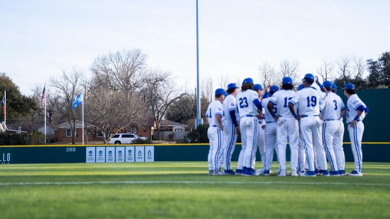 Mavericks Drop Midweek Contest to Dallas Baptist, 6–1