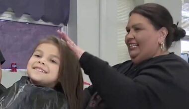 Edgewood ISD students offer haircuts to children at Loma Park Elementary to fund senior trip