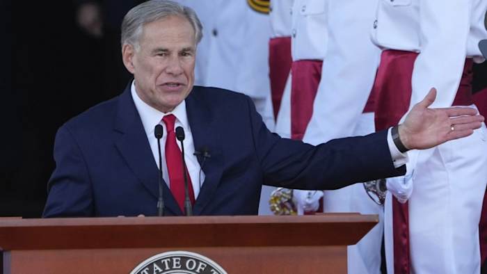 Gov. Abbott visits Bexar County on three-city tour ahead of March primary