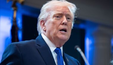 The National Desk dark theme brand icon