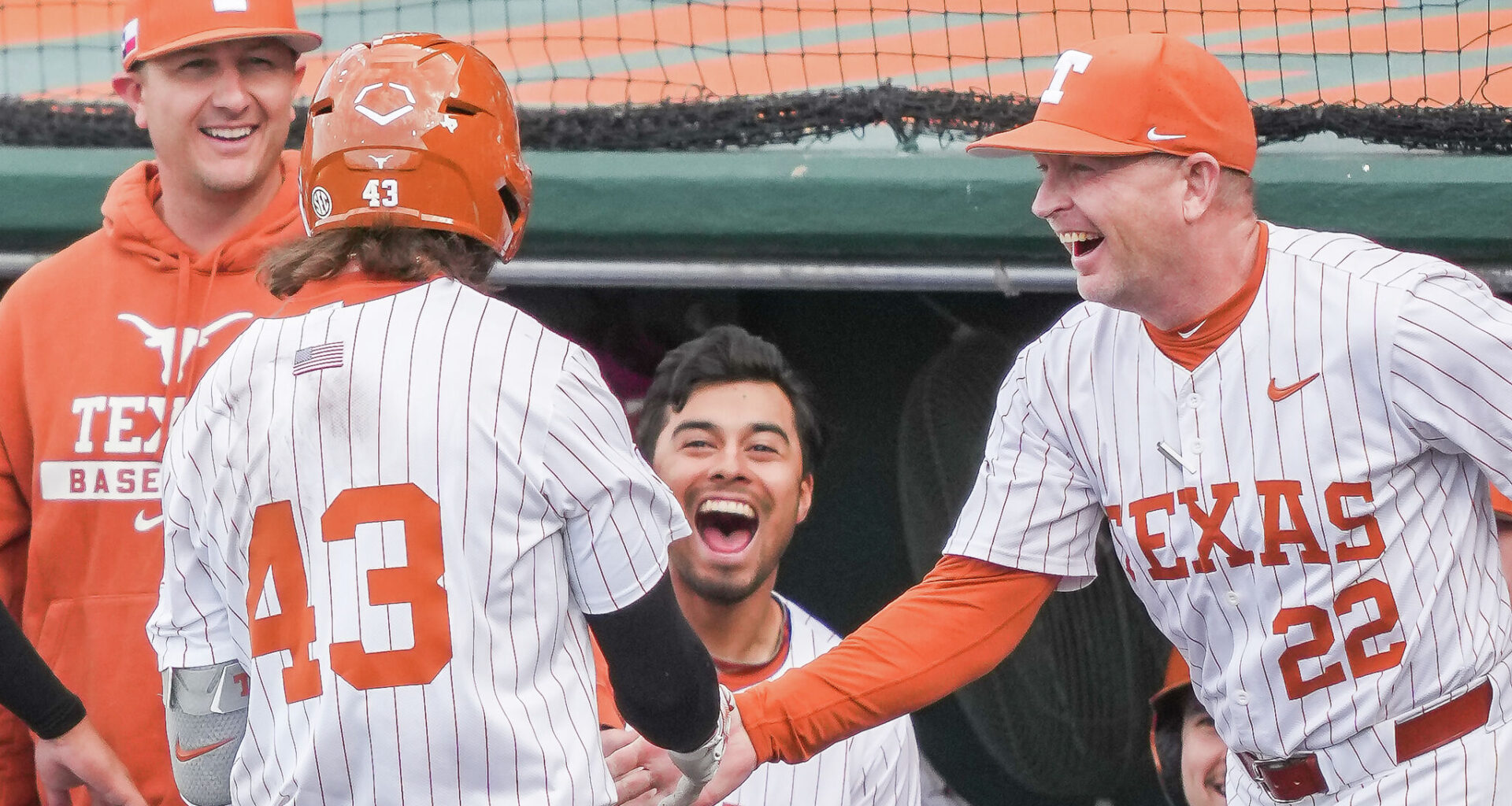 Texas baseball doesn't ask players to study opposing scoring reports