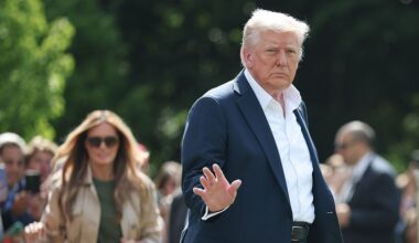 The National Desk dark theme brand icon