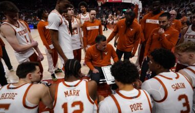 Men's Basketball falls to No. 7/7 Florida, 84-71