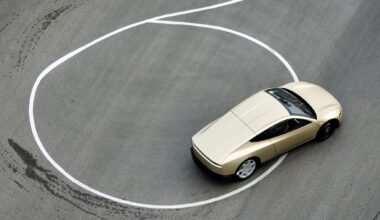 Tesla executive exodus continues with Cybercab boss departure