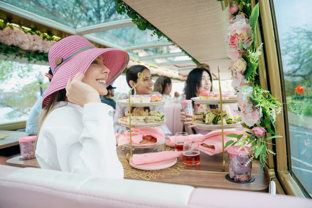 Double-decker bus tea experience Tea Around Town launches in San Antonio
