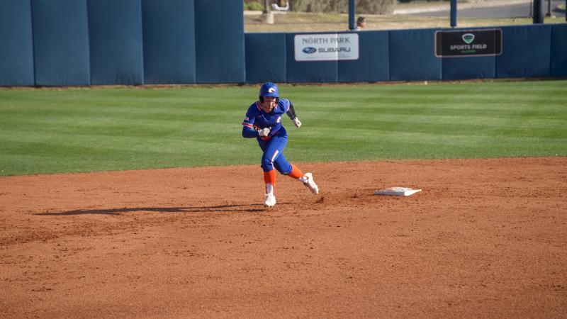 UTA Splits Opening Day of Tournament, Falls 8-7 to North Dakota