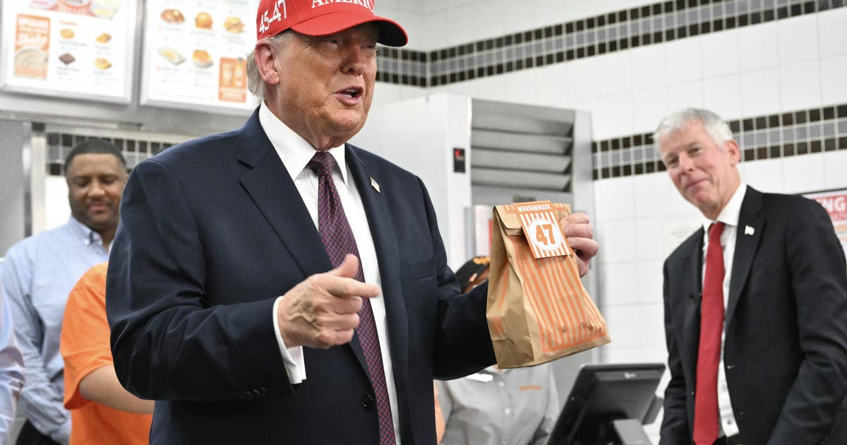 Trump gets table number 47 at Whataburger in Texas stop
