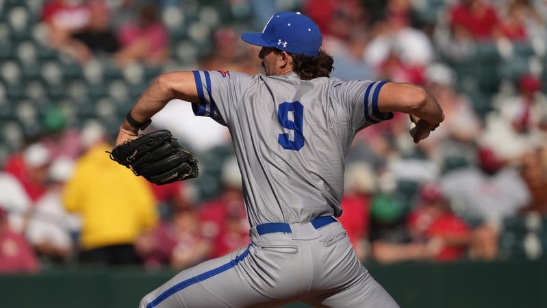 Mavericks Stun No. 6 Arkansas, Secure Second Top-10 Win of Season