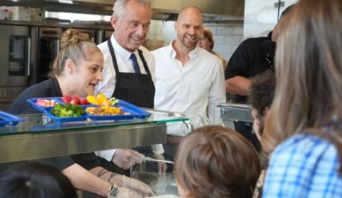 RFK Jr. touts Austin ISD meals as model, parents protest his policies
