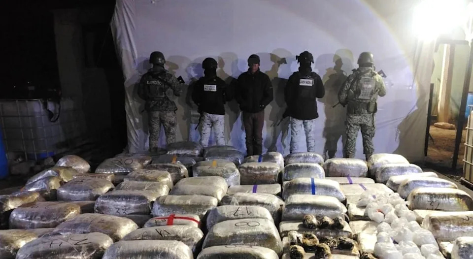 Mexican National Guard troops and soldiers stopped a trailer carrying a ton of marijuana, 30 kilos (66 pounds) of crystal methamphetamine and 10 kilos (22 pounds) of opium gum at the Samalayuca highway military checkpoint south of Juárez on Jan. 28, 2026.