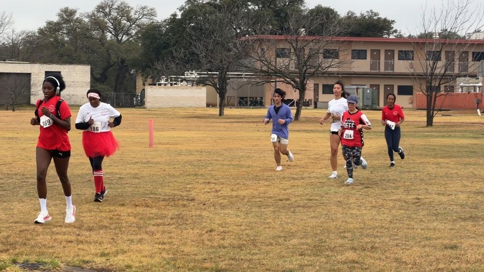 Cupid's Chase 5K (photo: Chikage Windler)