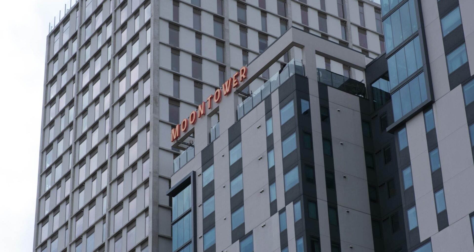 West Campus apartment flood leaves residents to start semester in hotel rooms – The Daily Texan