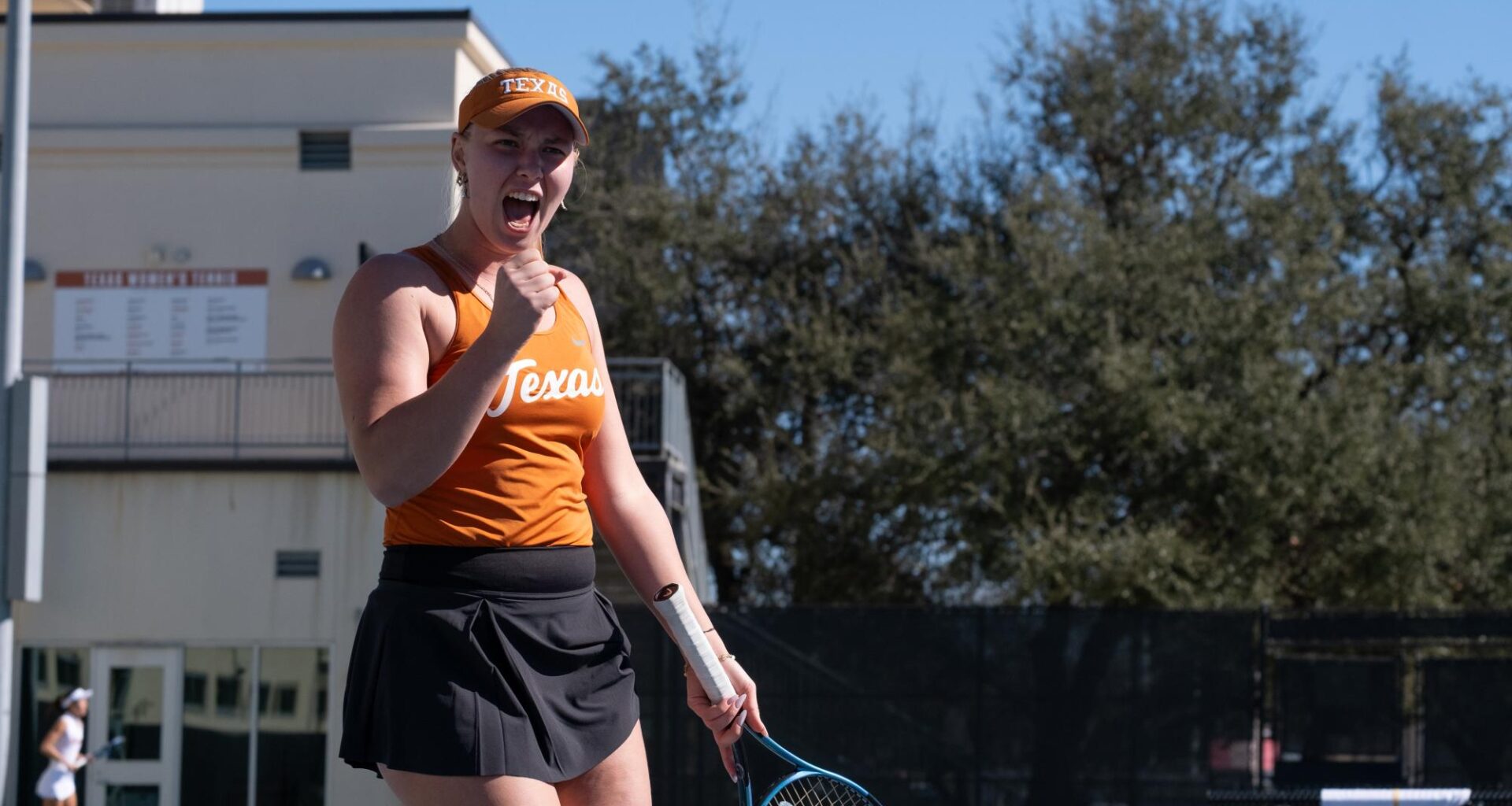 No. 10 Texas’ comeback not enough against No. 5 Texas A&M in Lone Star Showdown – The Daily Texan