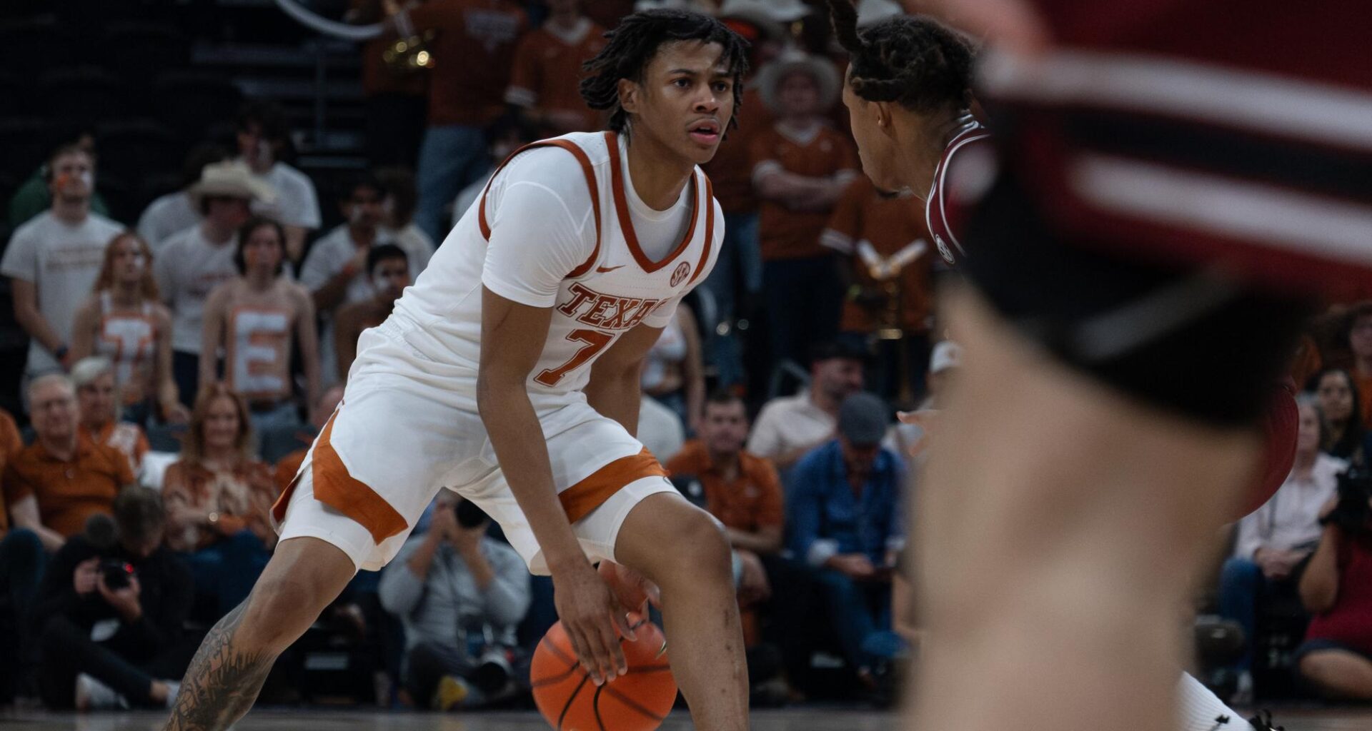 Supporting cast helps Texas men’s basketball past sluggish start against South Carolina – The Daily Texan