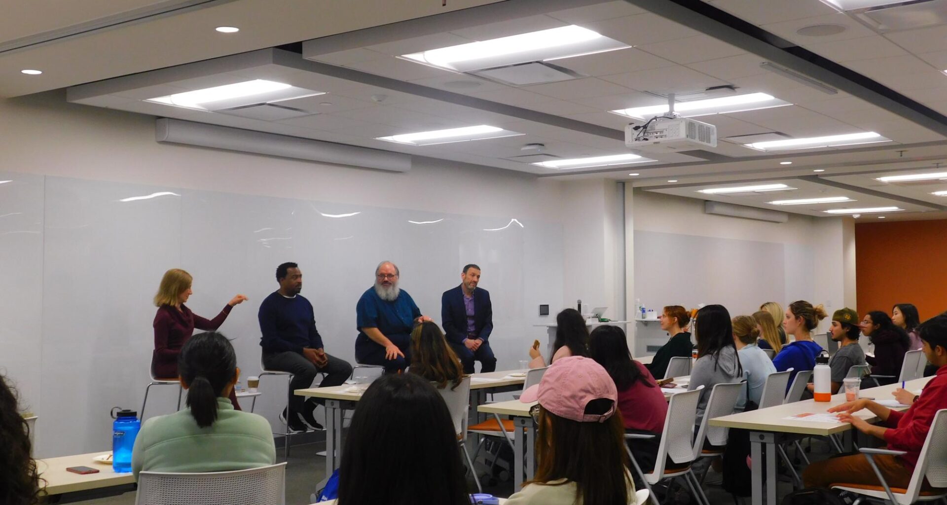 iSchool Dean talks consolidation, new plans – The Daily Texan