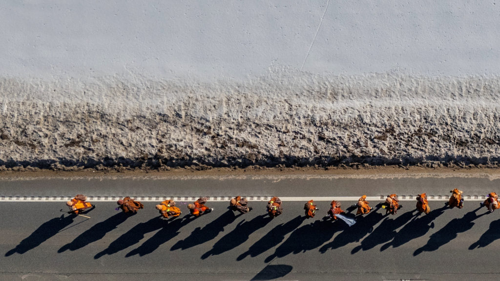 Buddhist monks' 'Walk for Peace' from Texas to Washington