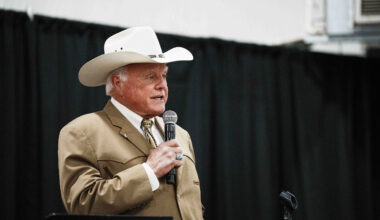 Why Ag Commissioner Sid Miller is the underdog in his primary