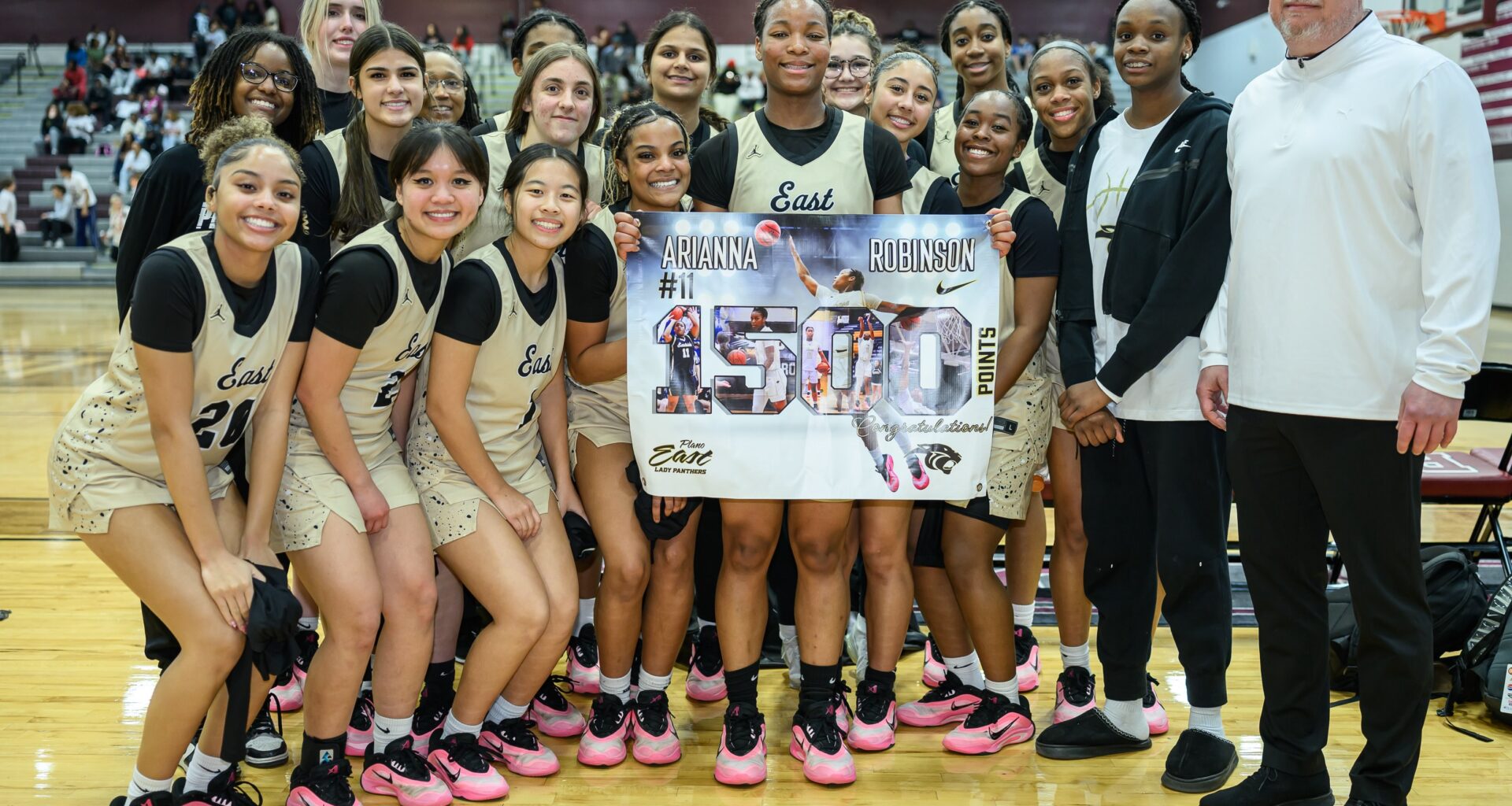 Robinson scores 1,500th point in Plano East’s win over Plano