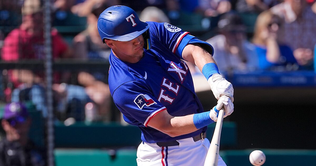 Signs of life from Josh Jung, Evan Carter vs. lefties