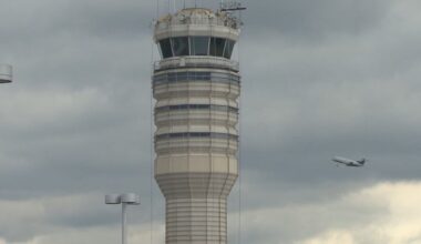 FAA closes airspace around El Paso, Texas, for 10 days, grounding all flights