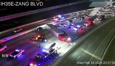 Crash on I-35E in Oak Cliff closes multiple lanes Wednesday evening