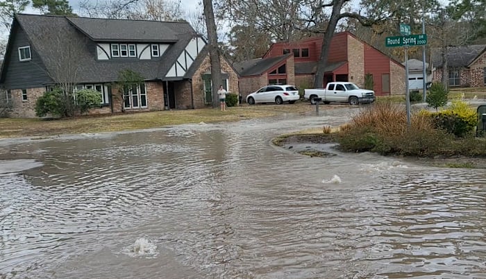 Repair work underway after water main break floods Kingwood neighborhood