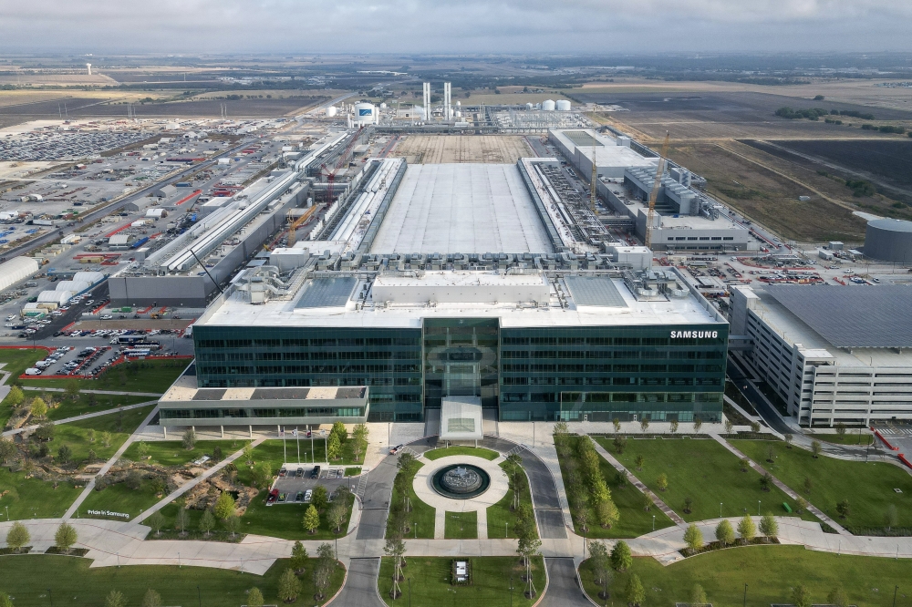 Aerial view of Samsung Austin Semiconductor