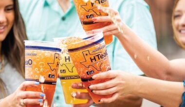 The business offers more than 20 flavors of iced tea, including sweet and unsweet options. (Courtesy HTeaO)