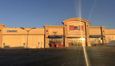 Thrift Giant will be taking over the old 99 Cents Only Store to sell designer clothes, accessories and housewares. (Heather McCullough/Community Impact)