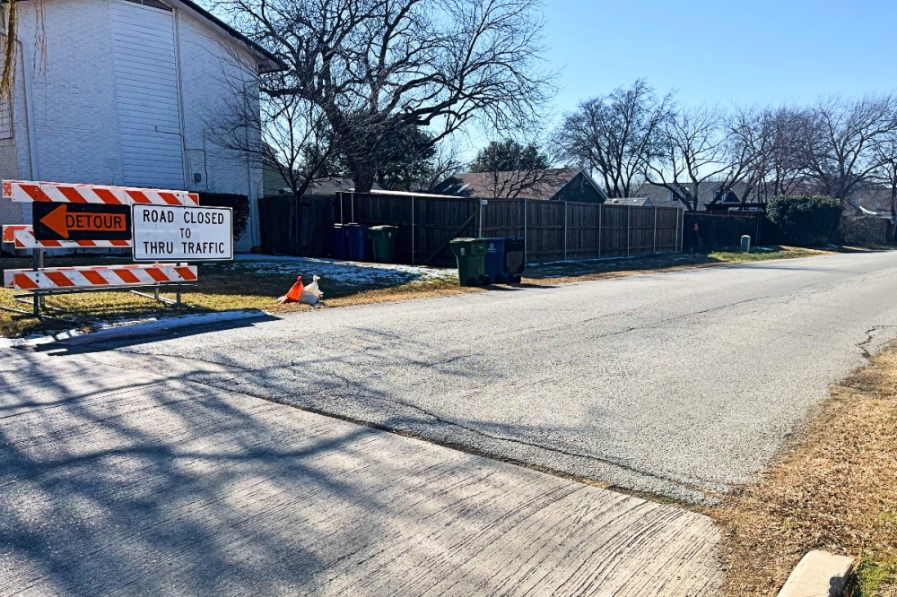 Construction on East Wall Street started the week of Feb. 2 and will have an eight-week timeframe to complete. (Cody Thorn/Community Impact)