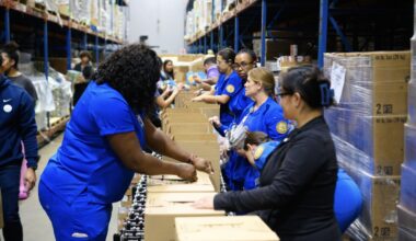 In fiscal year 2024-25, nearly 94,000 people volunteered at the Houston Food Bank. (Jamaal Ellis/Community Impact)