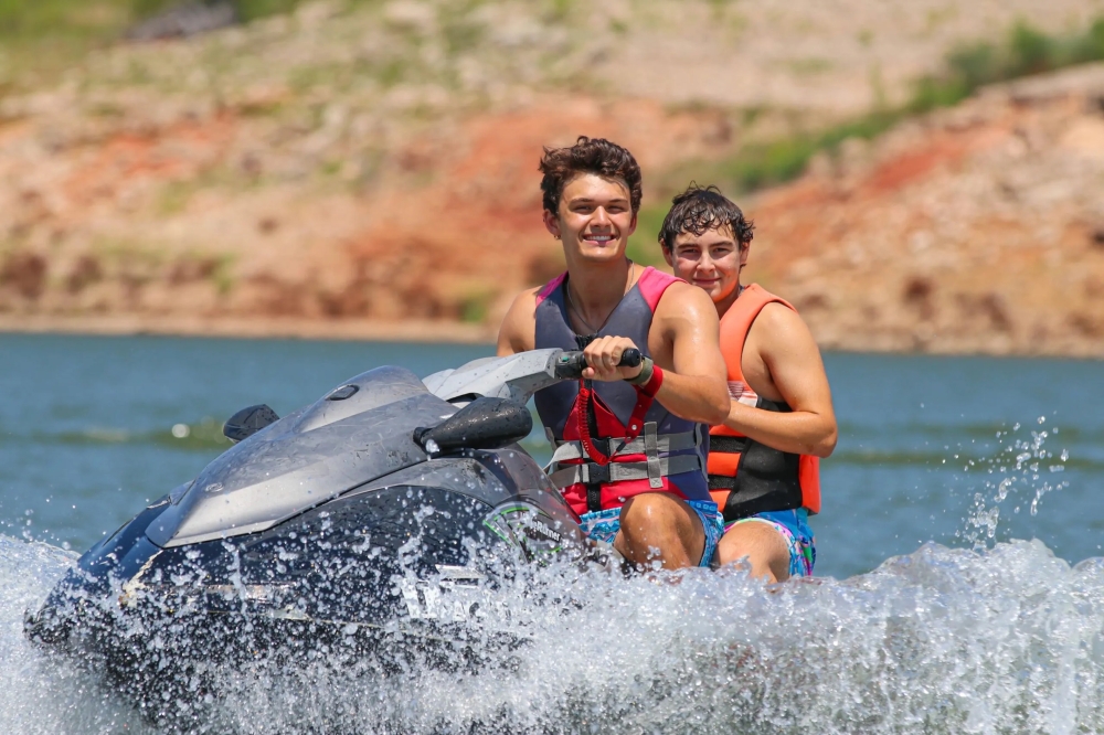 kids on jet skis