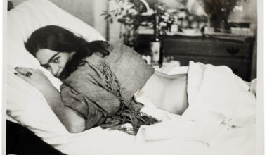 Frida Kahlo in New York, United States, by Nickolas Muray, 1946.