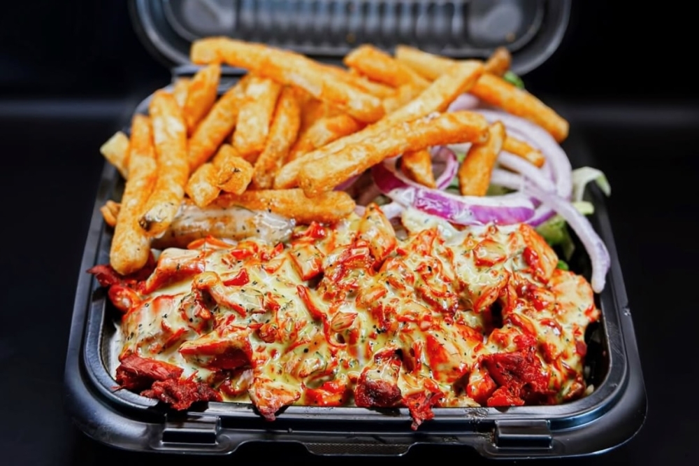 The restaurant will serve salads, wings, gyros and more. (Courtesy Halal Munchies)