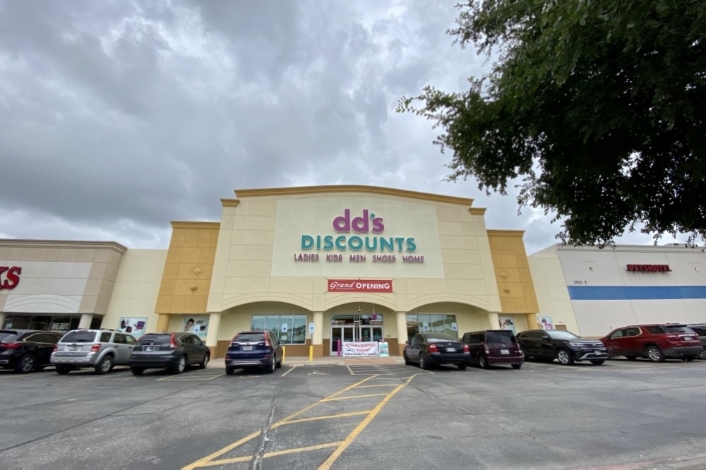 DD's Discounts exterior