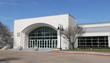 The Northeast Hospital Foundation is inviting seniors in the Lake Houston area to visit the Humble Civic Center for free health screenings, resources, live demonstrations and health presentations. (Community Impact staff)