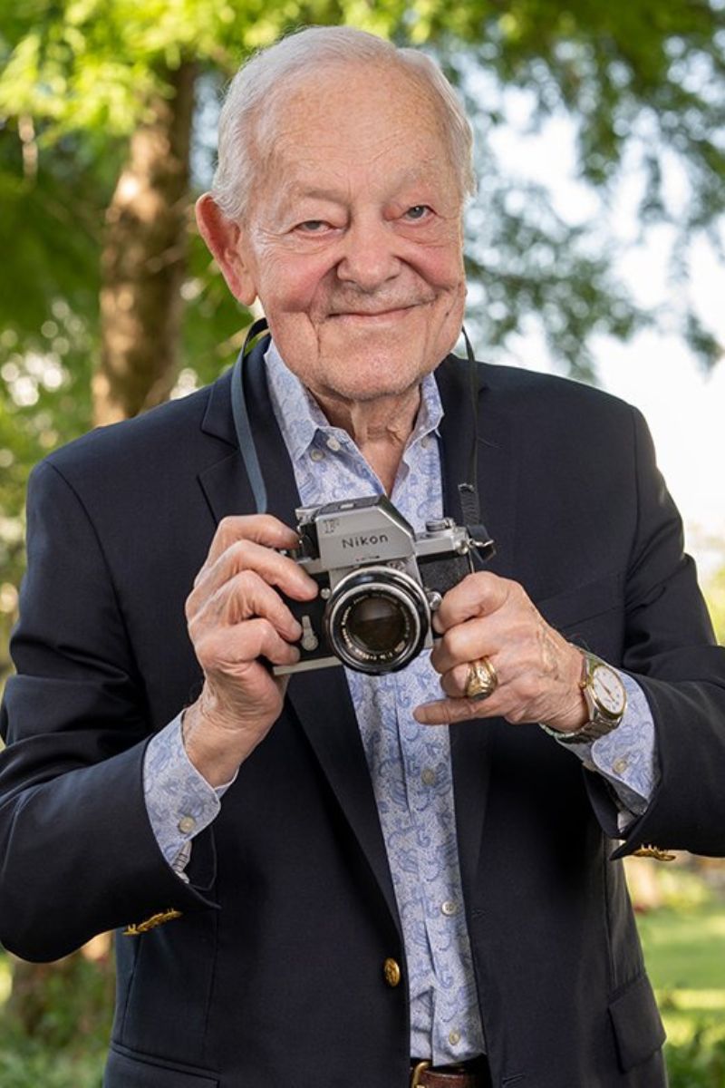 Headshot of Bob Schieffer" style=" height:1200px; width:800px" _languageinserted="true" src="https://cdn.prod.web.uta.edu/-/media/51d0a4acce274575b1e7de7f0140f1ce.jpg