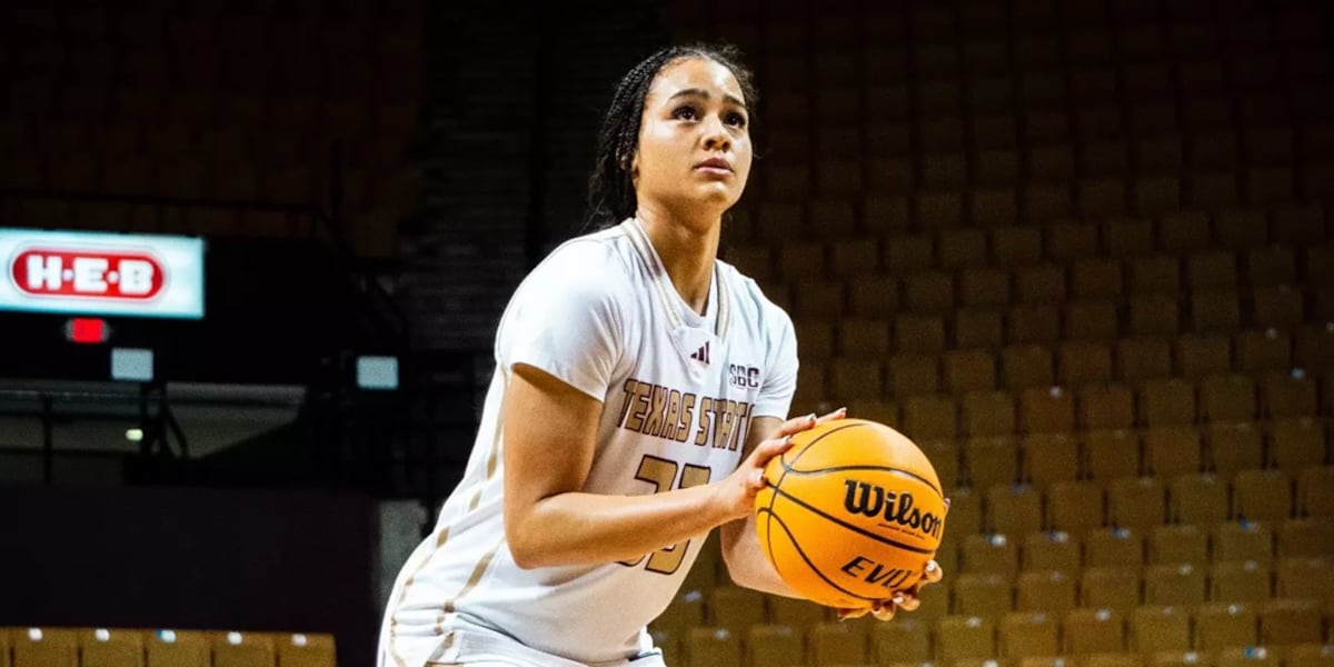 Huntington’s Kyra Anderson records double-double in Texas State win