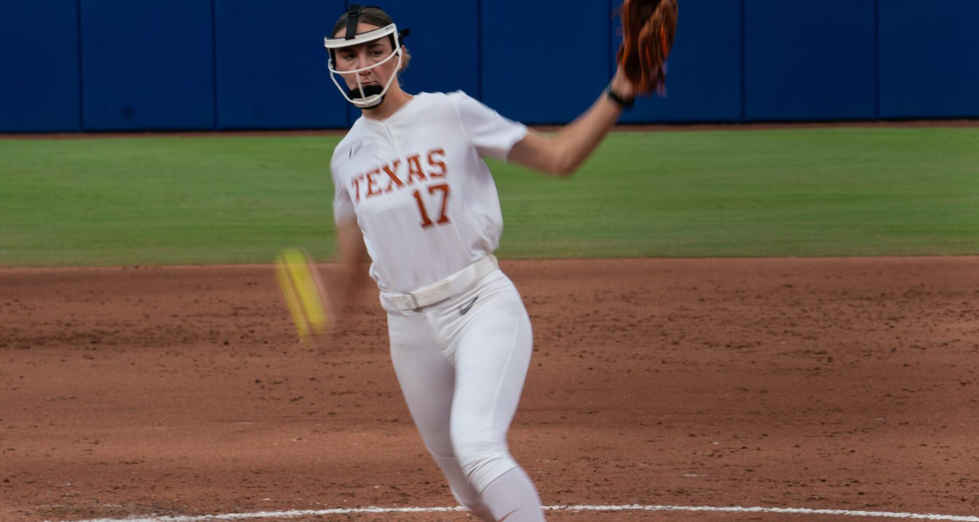 Texas softball bullpen continues to improve ahead of conference play – The Daily Texan