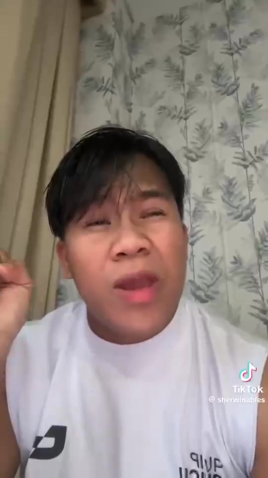 NEEEEEVER I QUESTION ANG PLANO NI LORD ✨ Davao-based content creator Sherwin “Sherwinabols” Sangalan shared the moment he finally stepped foot in Japan, marking a chapter shaped by years of hardship, sacrifice, and quiet persistence. In his post, he honored the journey that carried him from humble beginnings to a long-imagined destination. 📹Sherwinabols/FB
#SunStarEntertainment #AllYouNeedToKnow