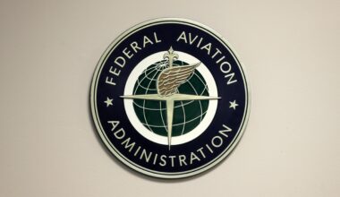 FAA closes airspace around El Paso, Texas, for 10 days, grounding all flights